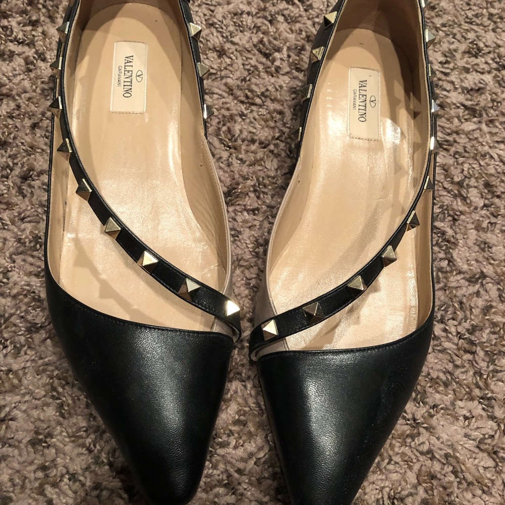 Valentino flats